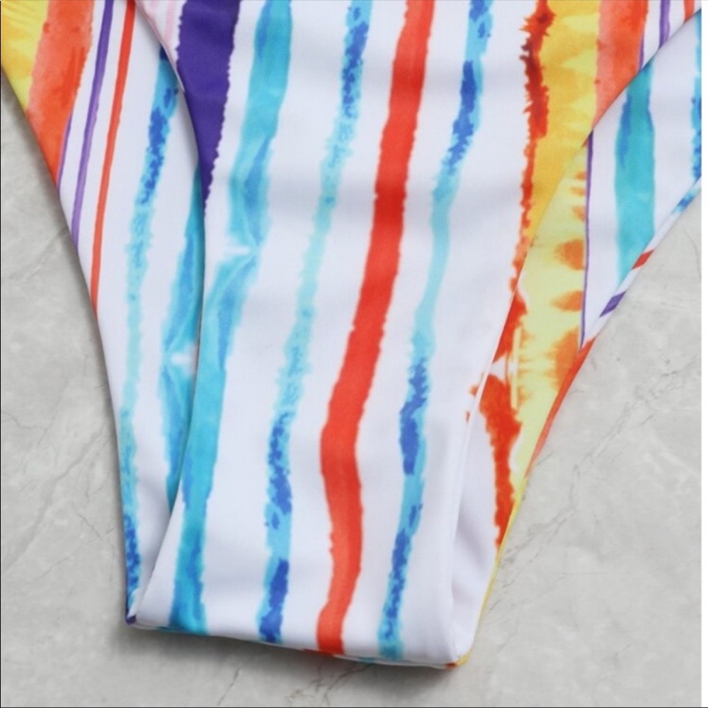 Cute Multicolored Cut Out High Waisted Bikinis Set - Picture 5 of 7